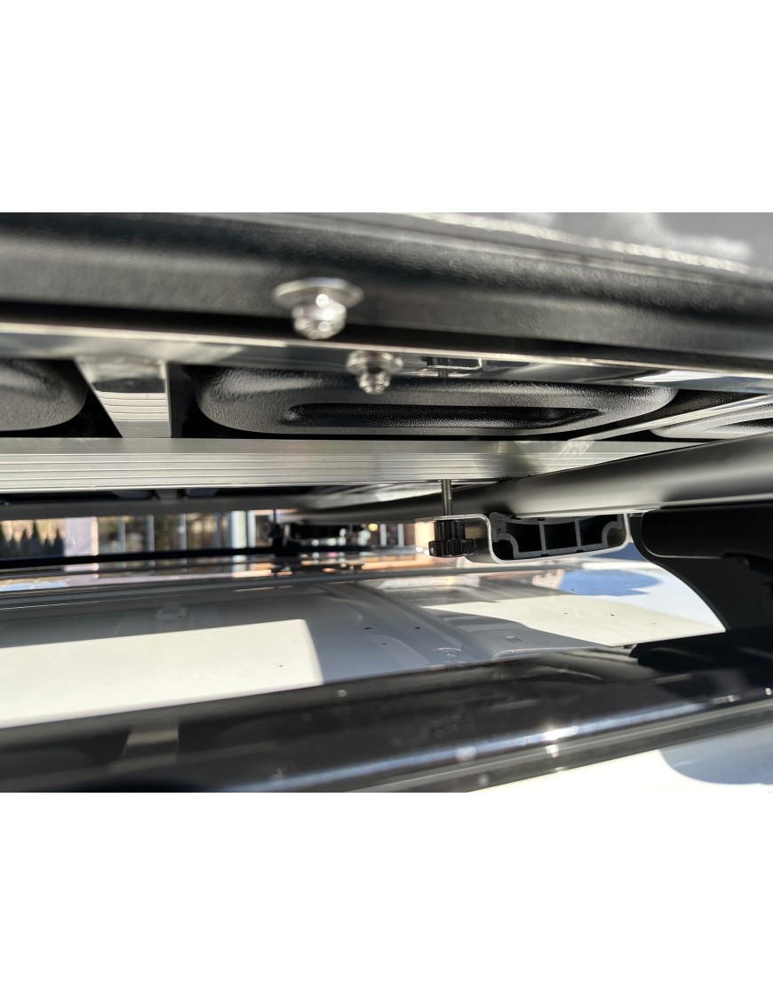 Roof Top Tent Escape VARIO 160 cm Sand Black Shel