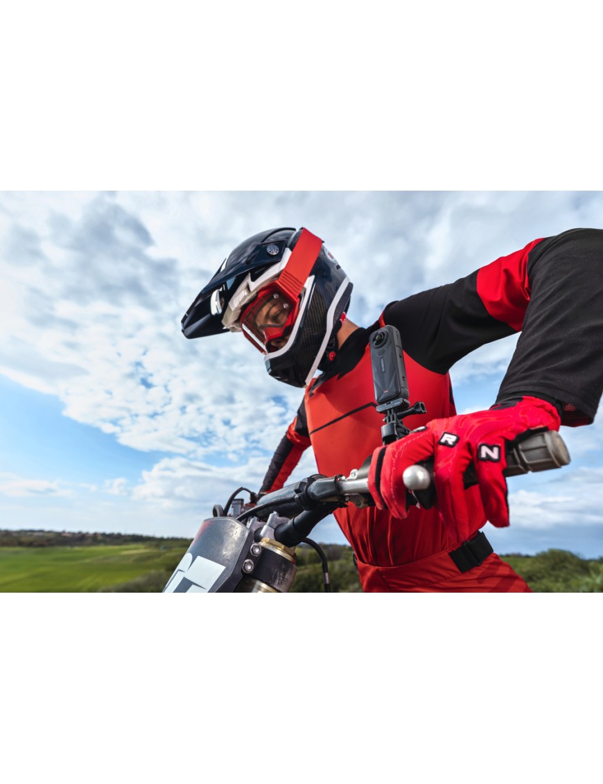 Insta360 X5 Motorcycle Bundle