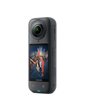 Insta360 X5