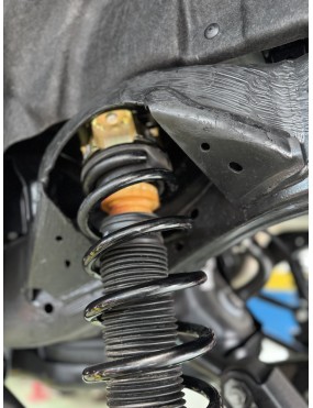 Lift Kit for Ford Ranger Raptor – +2.5"