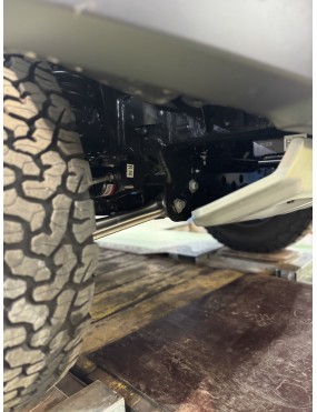 Lift Kit for Ford Ranger Raptor – +2.5"