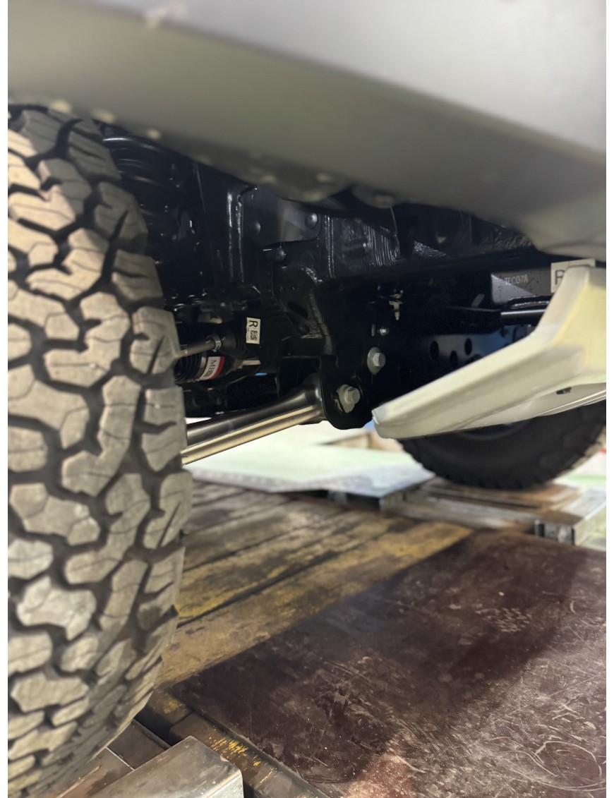 Lift Kit for Ford Ranger Raptor – +2.5"