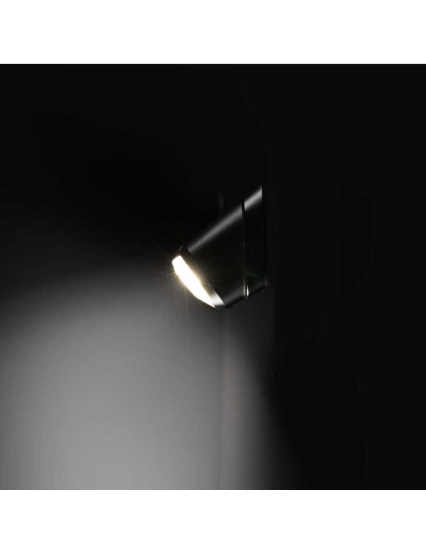 NUUK E-LINE SCENE LIGHT 80W Kamperowa boczna
