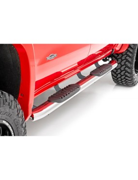 Progi, stopnie boczne srebrne Rough Country Oval Nerf Steps Crew Cab