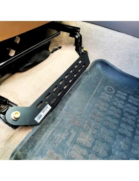 Mocowanie Akcesoriów / Gaśnicy pod Fotel