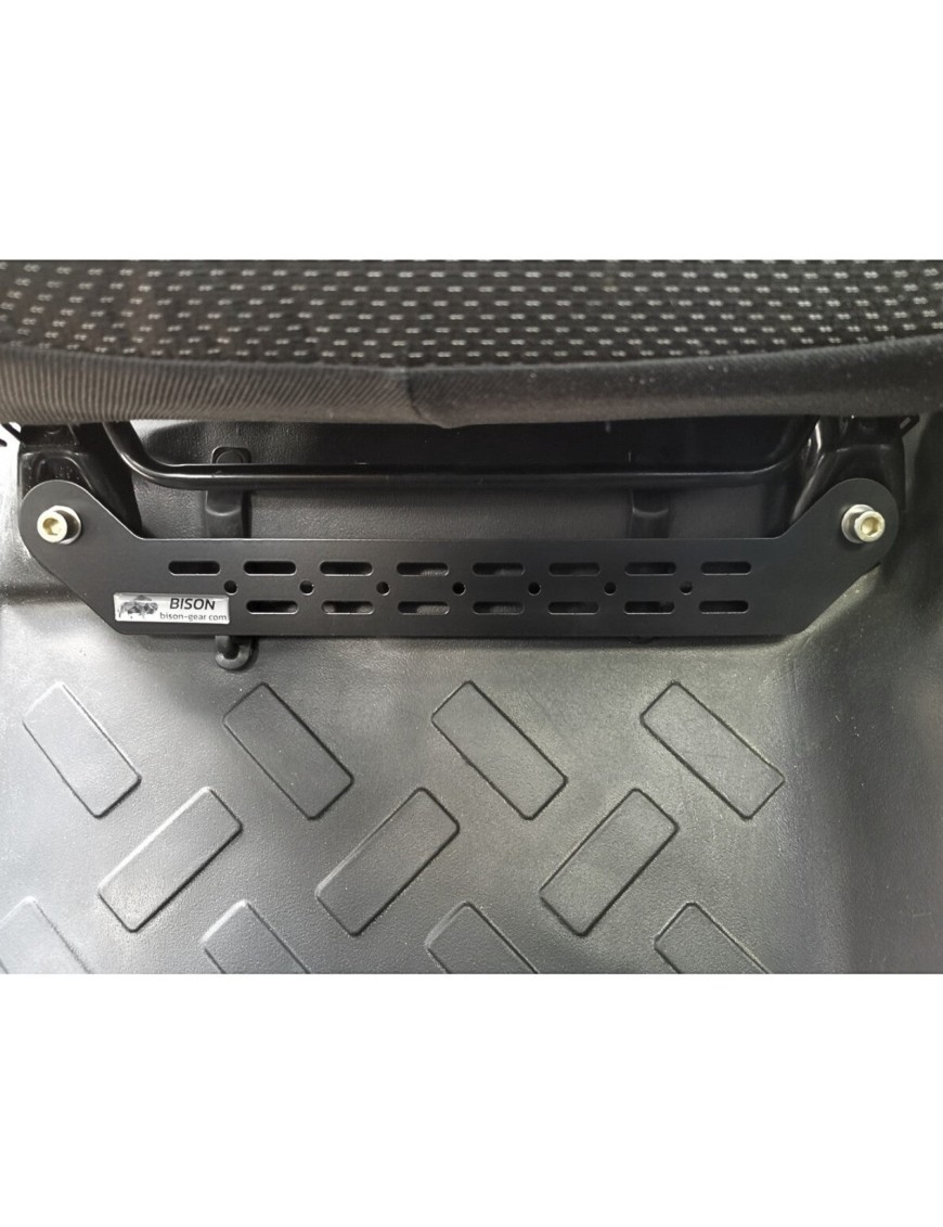 Mocowanie Akcesoriów / Gaśnicy pod Fotel