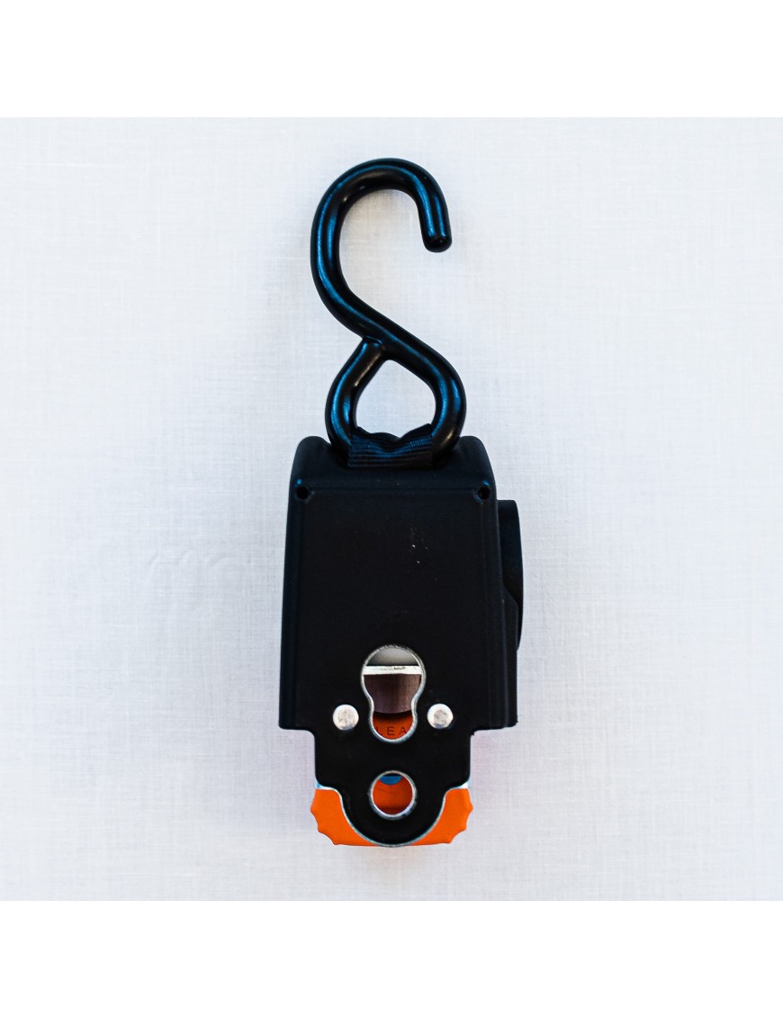 mini self-retracting tie down strap 2.5 cm