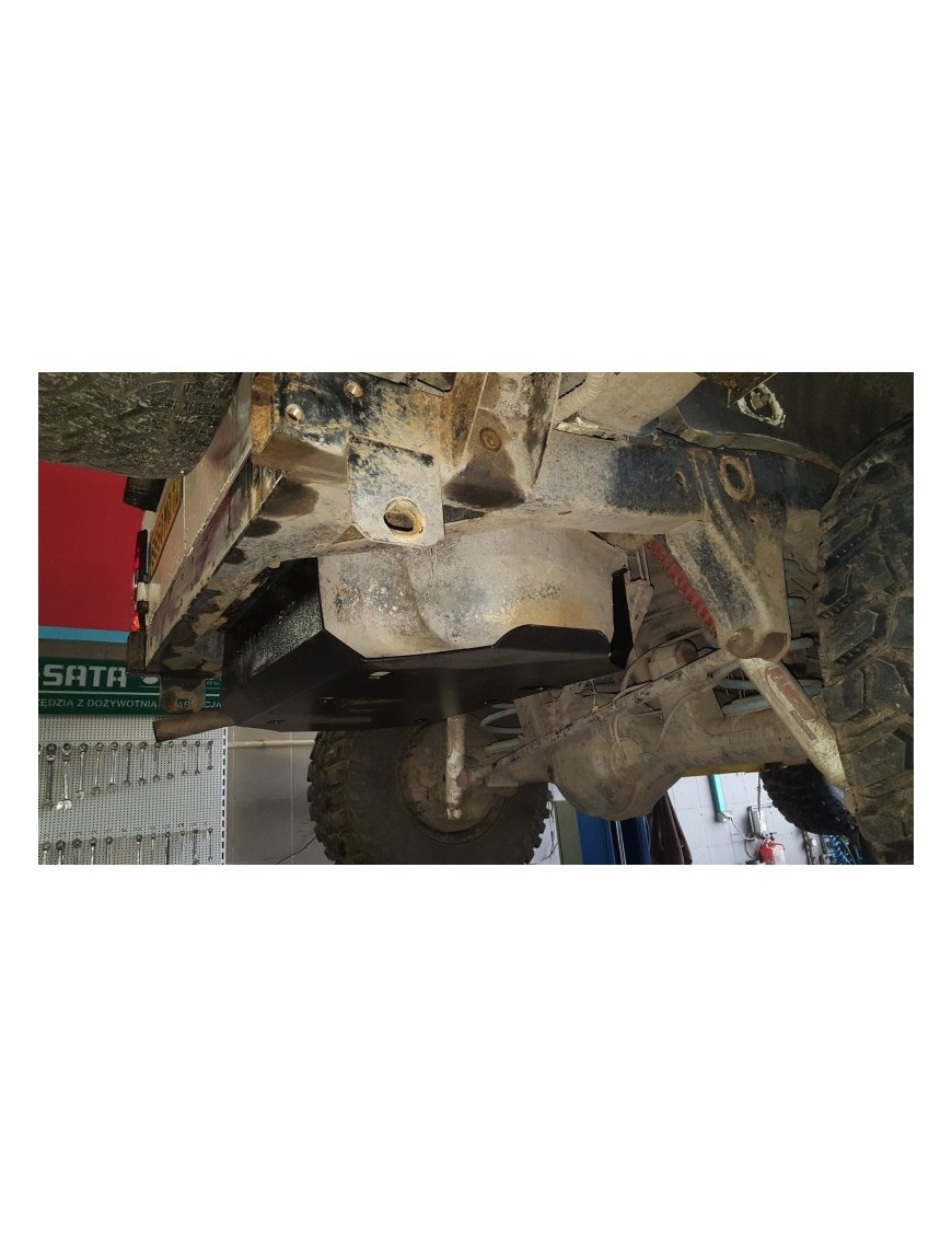 Osłona zbiornika paliwa STANDARD Nissan Patrol GU4 2005-2010