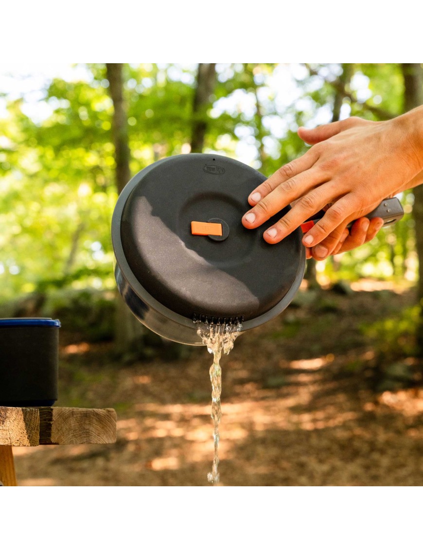 GSI Outdoors Bugaboo Ceramic Base Camper – Ceramic-Coated Camping Cookset