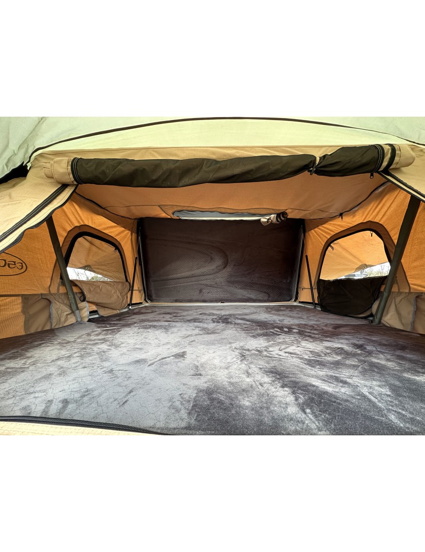 Escape VARIO 210 – hard-shell rooftop tent for 4–5 people, sand, white shell