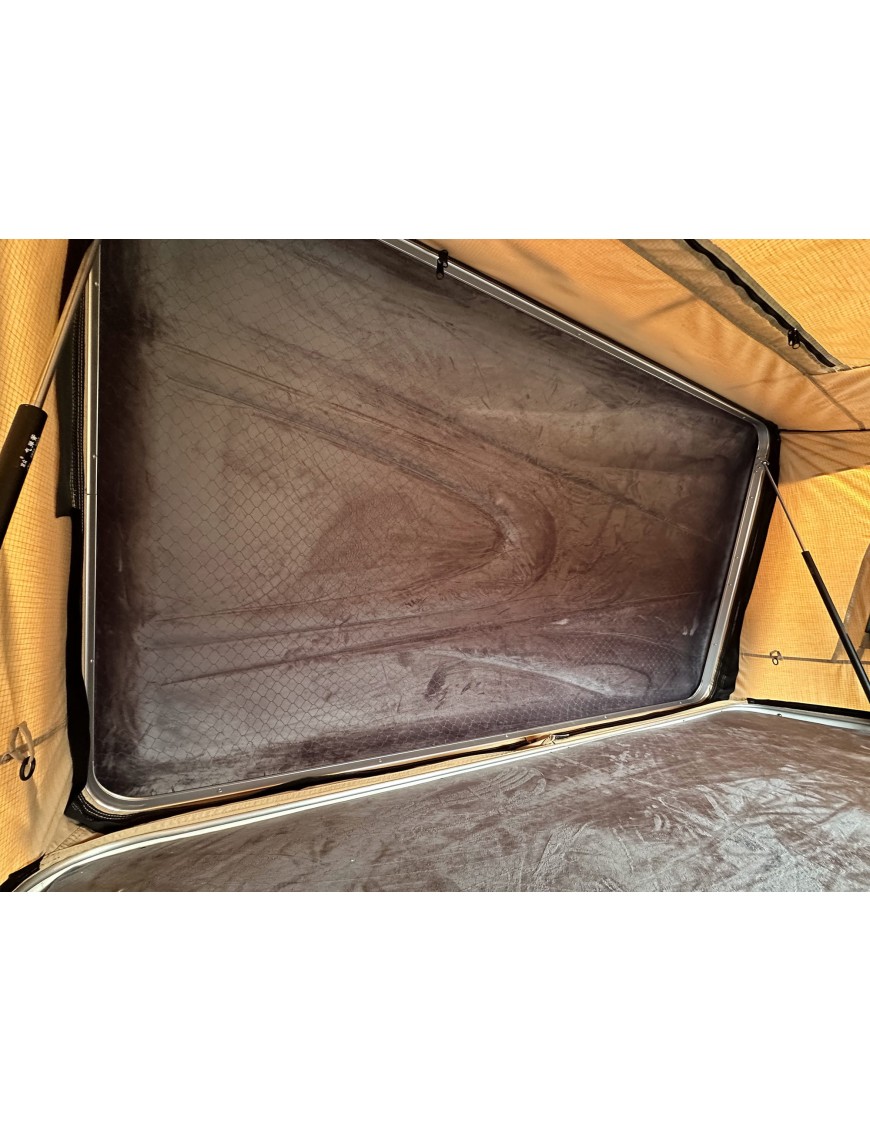 Escape VARIO 210 – hard-shell rooftop tent for 4–5 people, sand, white shell