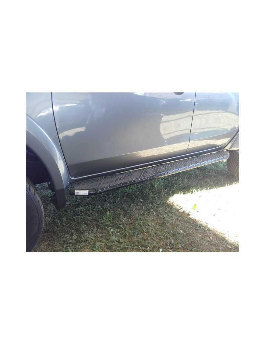 Progi stalowe do MITSUBISHI L200 od 2015 Progi stalowe do MITSUBISHI L200 od 2015