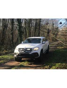 Zestaw dwóch lamp LAZER TRIPLE-R 750 Elite (Gen2) z systemem montażu w fabrycznym grillu - Mercedes-Benz X-Class (2017 -)