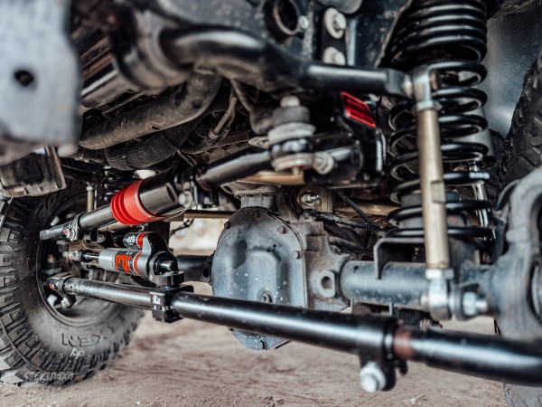 ? Jeep Wrangler JK – LIFT 3.5” – Maksymalna poprawa prowadzenia! ?