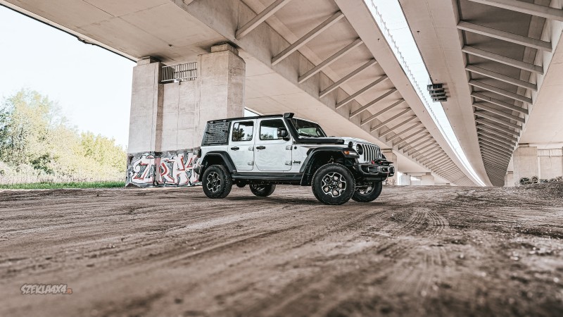 How to Modify a Jeep Wrangler JL? A Complete Build Featuring a MetalCloak 2.5" Suspension Kit